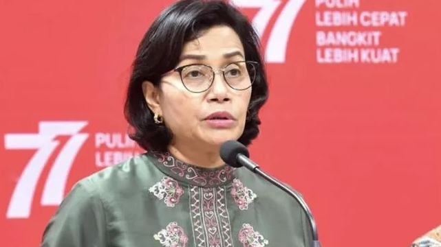 Menkeu Sebut Ini Alasan Harga Pertalite-Solar Naik Meski Harga Minyak Dunia Turun